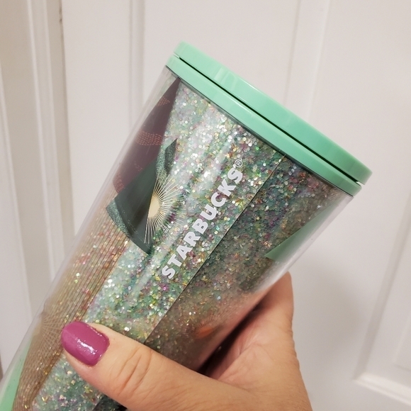 Starbucks Holiday Glitter Introduced in 2020 24 oz. TALL TUMBLER W/Screw on Lid - Picture 3 of 12